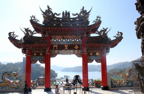 Longfeng Temple