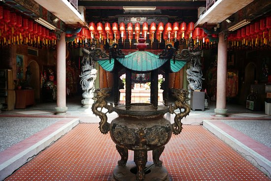 Xizho Houtian Temple