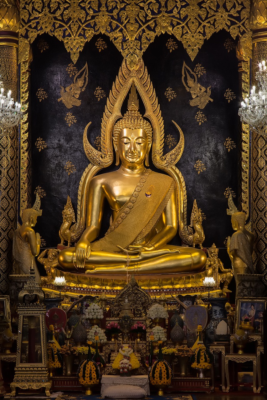 Phra Buddha Chinnarat