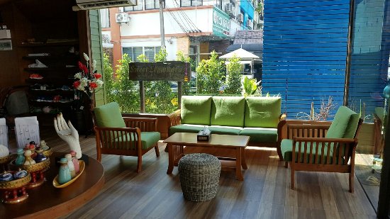 Sweet Lemongrass Massage 3