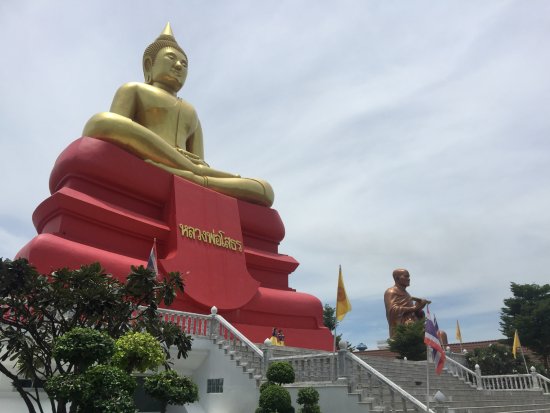 Wat Bot (Luang Por Tho)