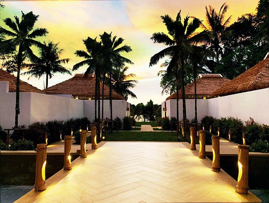 Oasis Tropical Retreat Spa