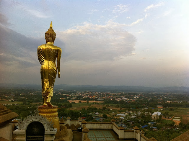 Wat Phrathat Khao Noi