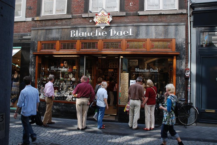 Blanche Dael