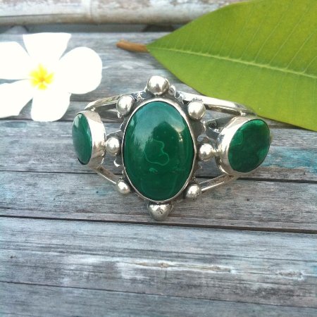 Pet Tawan Silver Jewelry