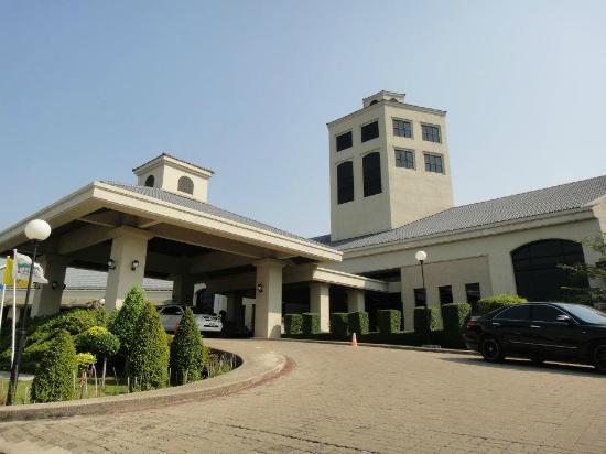 Bangpoo Golf & Sports