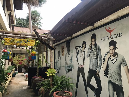 Outlet Village Samui