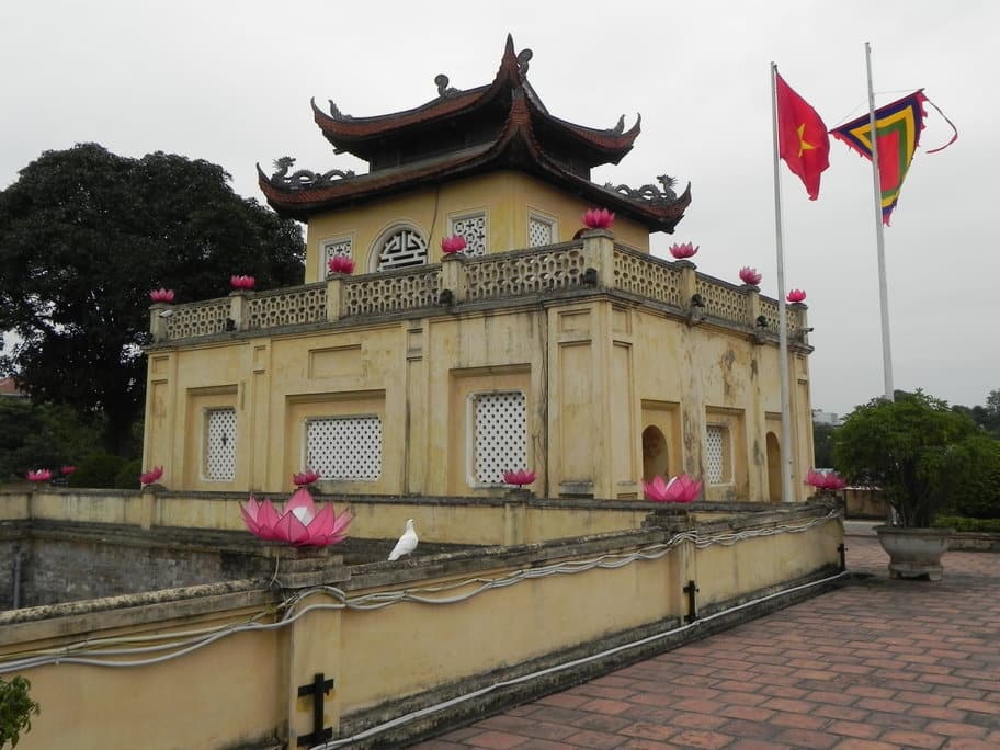 Thang Long Gallery