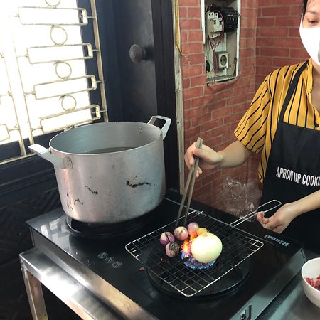 Apron Up Cooking Class