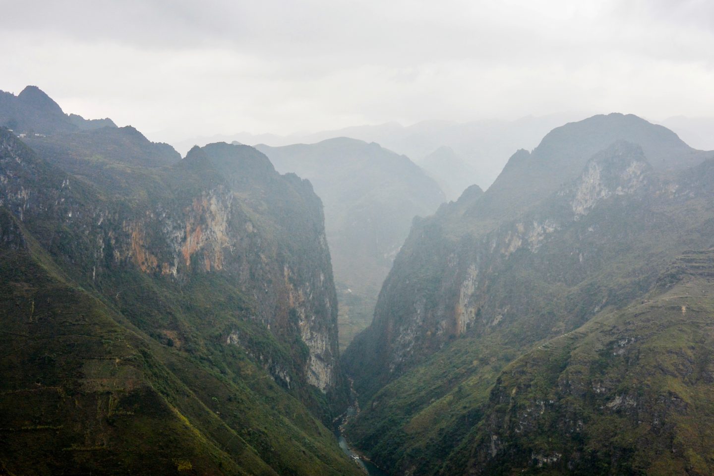 Ma Pi Leng Pass