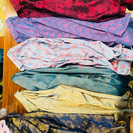 Huong Xuan Cloth Shop