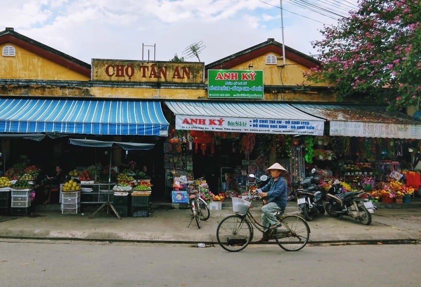 Tiger Market