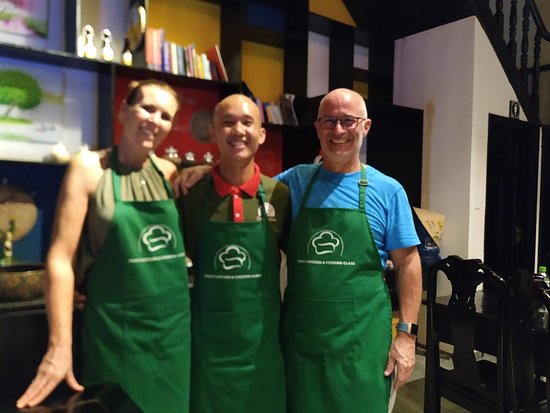 Troc's Kitchen & Cooking Class
