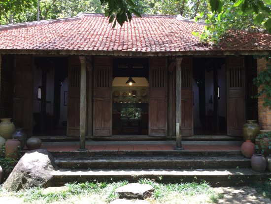 Dong Dinh Museum