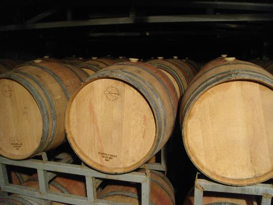 Tishbi Estate Winery