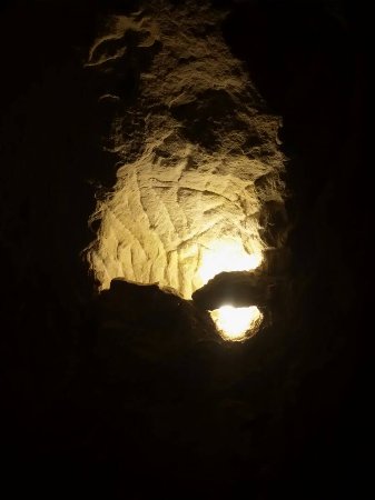Moses Cave