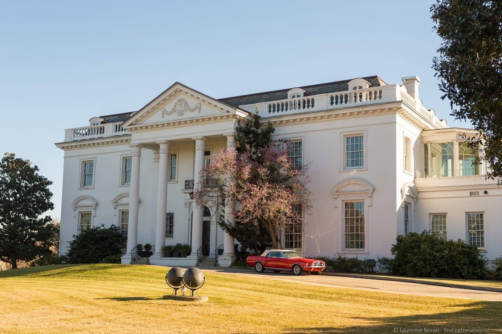 The Old Governor's Mansion