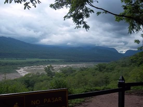 Sendero al Mirador Rio San Lorenzo