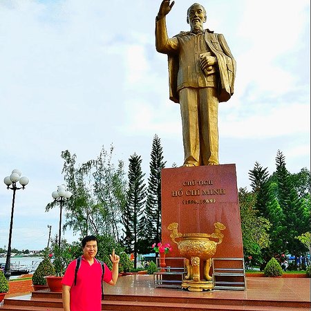 Ho Chi Minh Monument