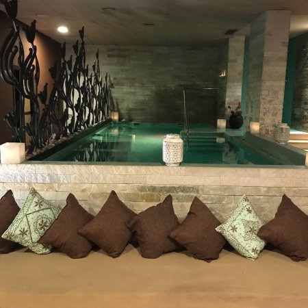 Seta Spa and Wellness