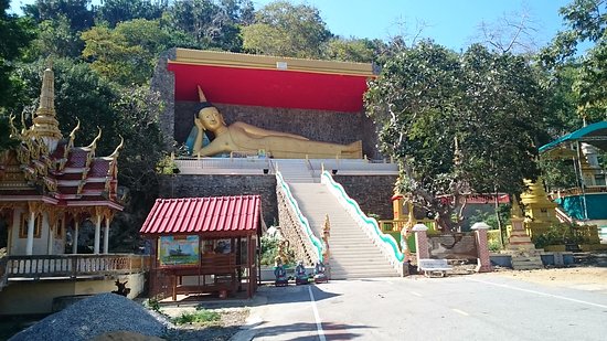 Wat Khao Wongkhot (Bat Cave)