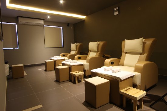 Waterleaf Salon and Wellness