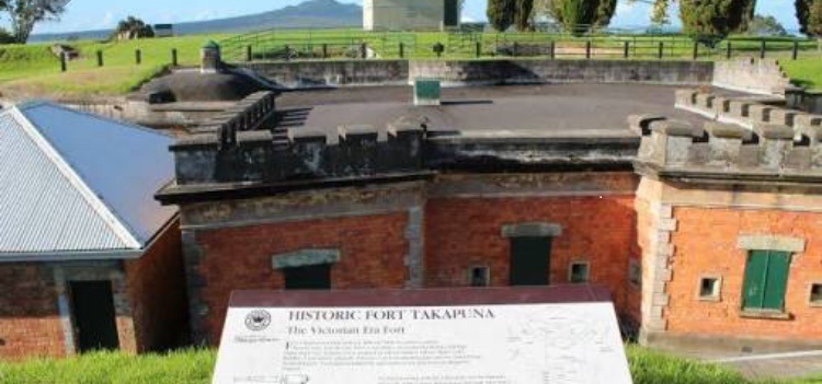 Fort Takapuna Historic Reserve