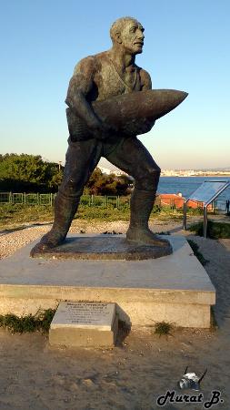 Seyit Onbasi Monument