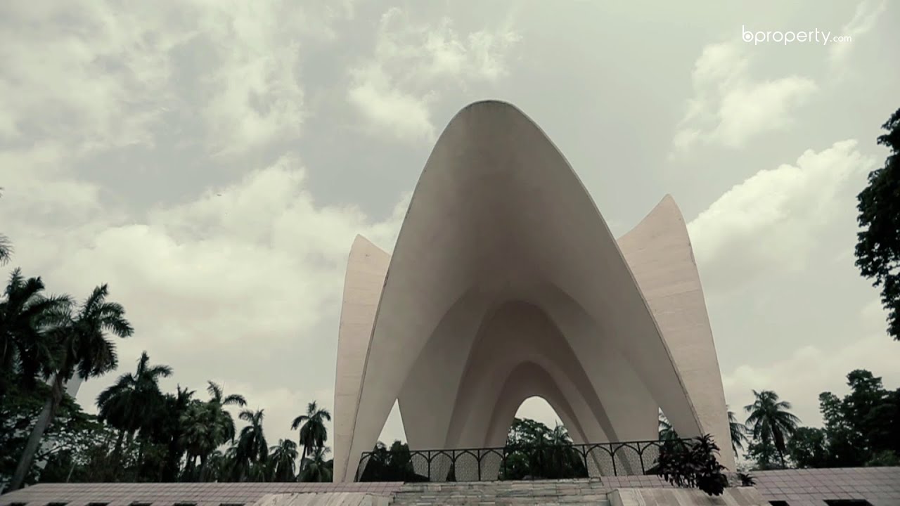 Mausoleum Of The Three Leaders