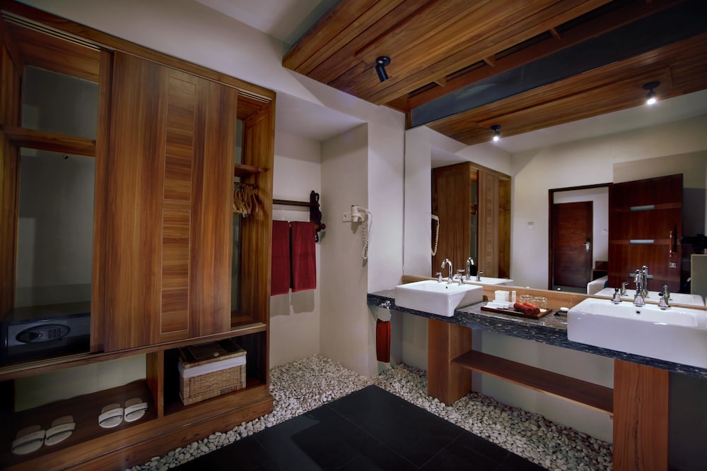 Gili Flower Bath SPA