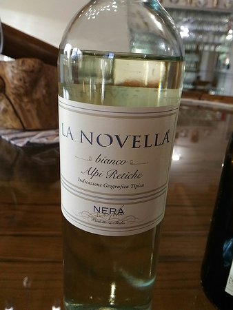 Cantine Nera Wine Bar