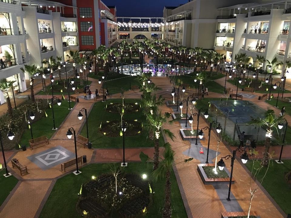 MaviBahce Shopping Center