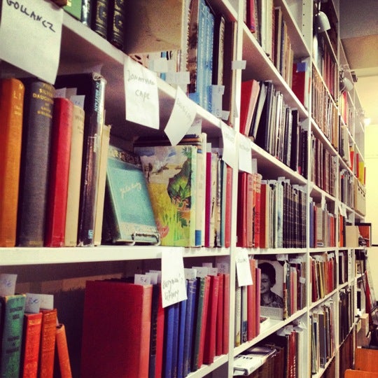 Urso de Oculos International Bookshop