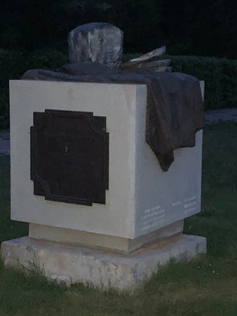 Monument to Borodinskiy Bread