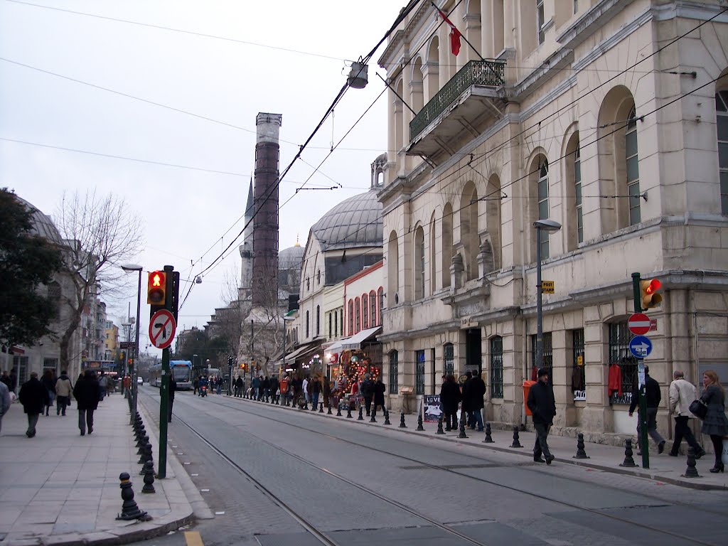 Divanyolu Street