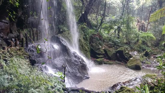 Uramiga Falls