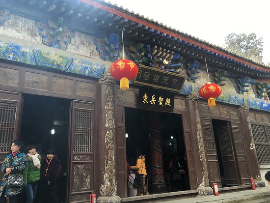 Huayang Temple