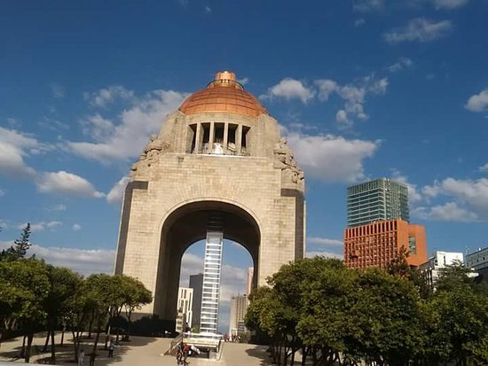 Monumento y Museo de la Revolucion