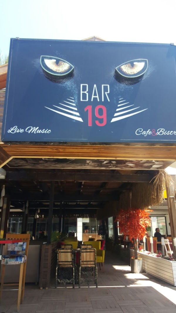 Bar 19