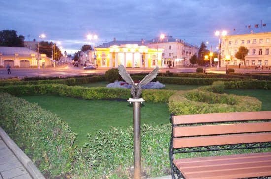 Monument to the Memorable Nail