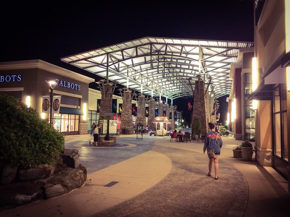 The Outlet Shops of Grand River