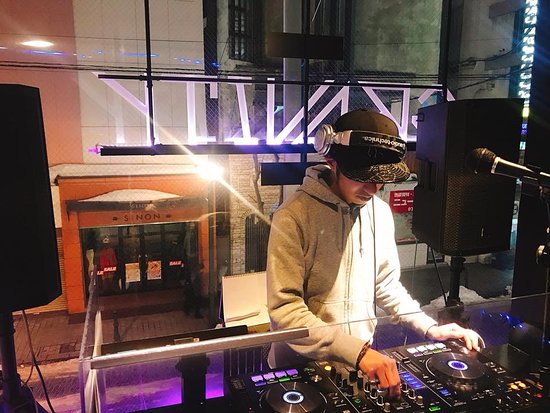 Dj Bar Gravity