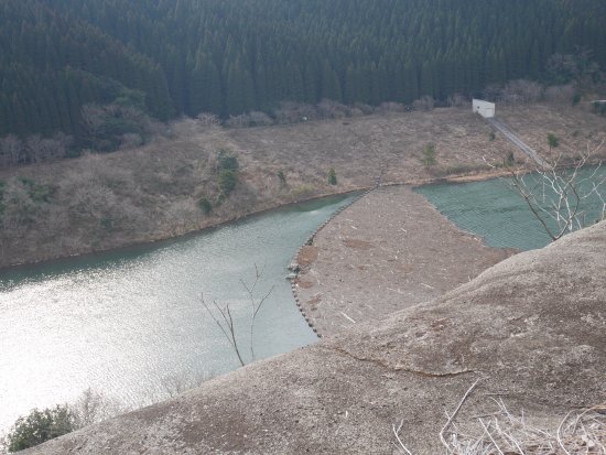 Nichinan Dam