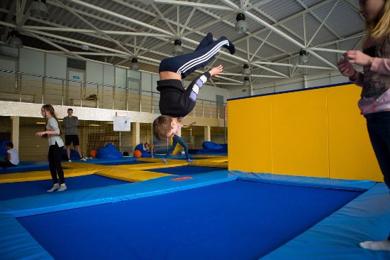 Trampoline Center Oblaka