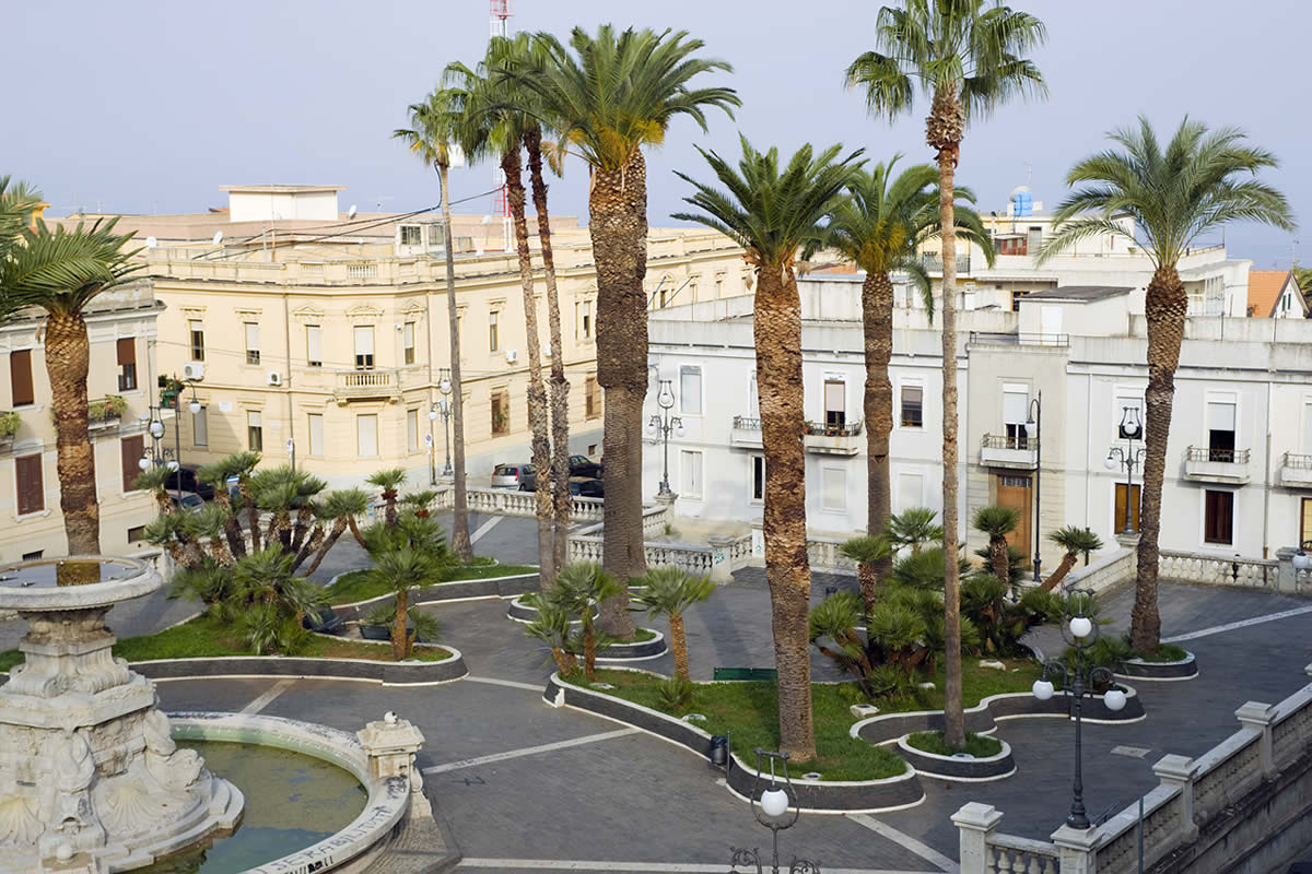 Piazza Amendola