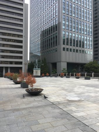 Nakanoshima Garden Bridge
