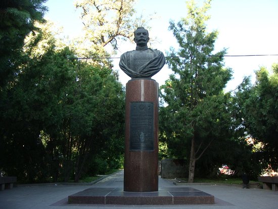 Bust-Monument Semyona Mikhailovicha Budyonnogo