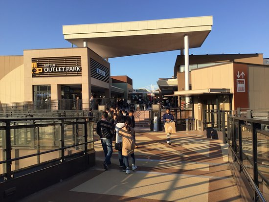 Mitsui Outlet Park Shiga Ryuo