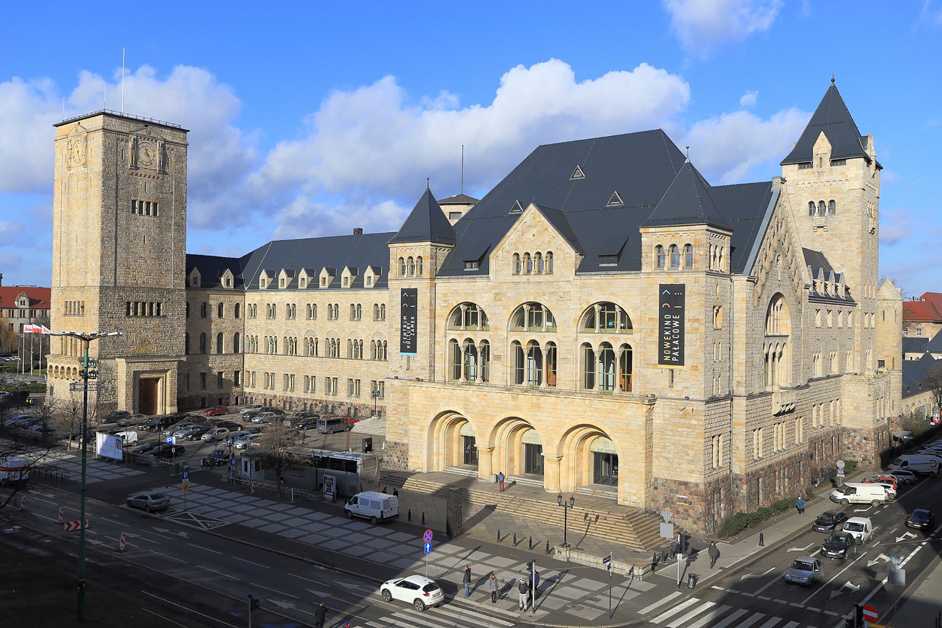 Zamek Cultural Center