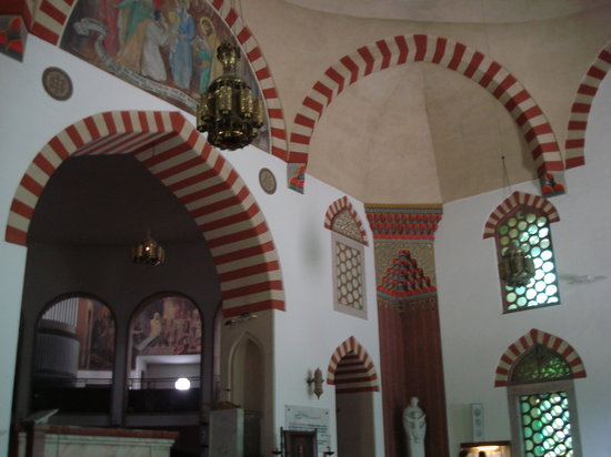 Mosque of Pasha Gazi Kassim Church of Gyertyaszentelo Boldogasszony